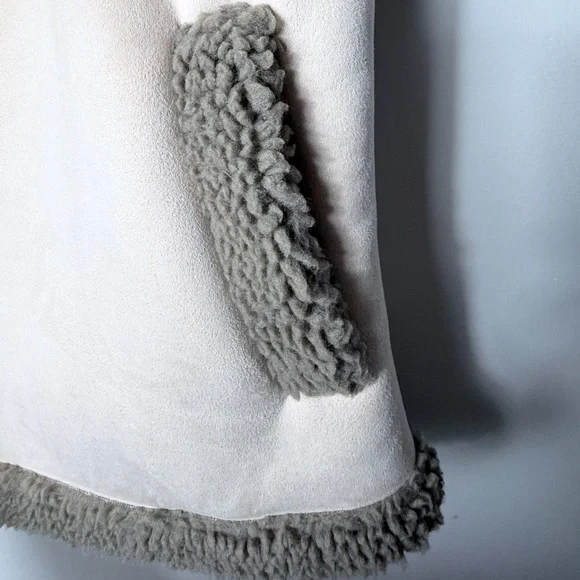 Anthropologie Akemi + Kin Sherpa Vest One Size Vest One Size (L) - Picture 4 of 5